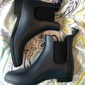 Sam Edelman Rubber Rain Booties